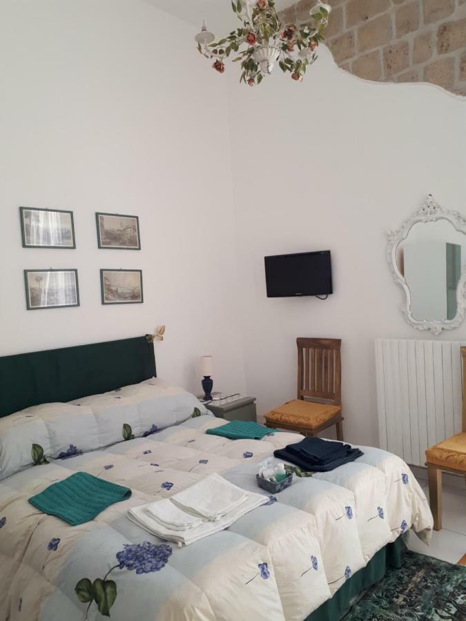 Miracoletti38 Hotel เนเปิลส์ ภายนอก รูปภาพ